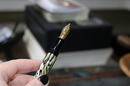 A Montblanc Oscar Wilde Writers Series limited edition fountain pen, with marbled pearl and black resin,